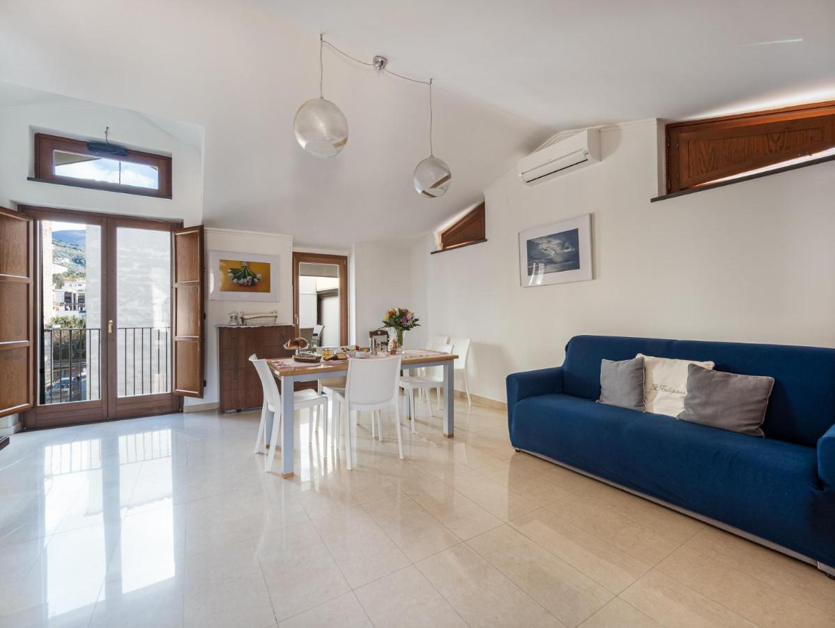 Il Tulipano - Appartamento Al Centro Di Vico Equense Exterior foto